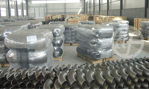 Carbon steel pipe fittings packing